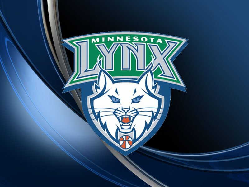 Moore Scores 33 Points As Lynx Top Sky